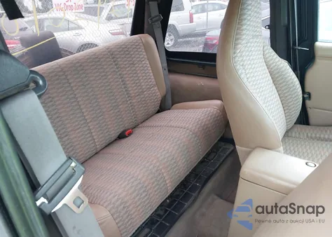 1999 Jeep Wrangler / Tj Sport из США, поврежденный, VIN 1J4FY19S9XP450755